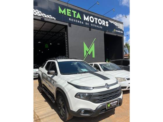 FIAT TORO 2.0 16V TURBO DIESEL FREEDOM 4WD AT9 FIAT TORO 2.0 16V TURBO DIESEL FREEDOM 4WD AT9